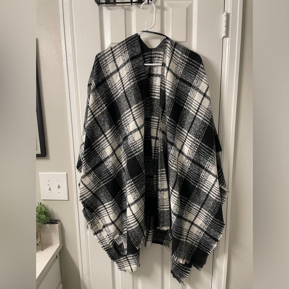 Old Navy Shawl